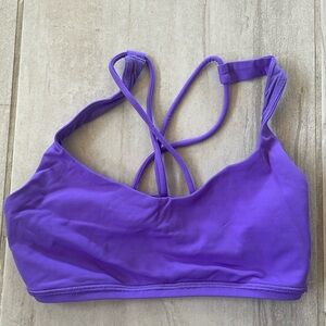 Lululemon free to be bra